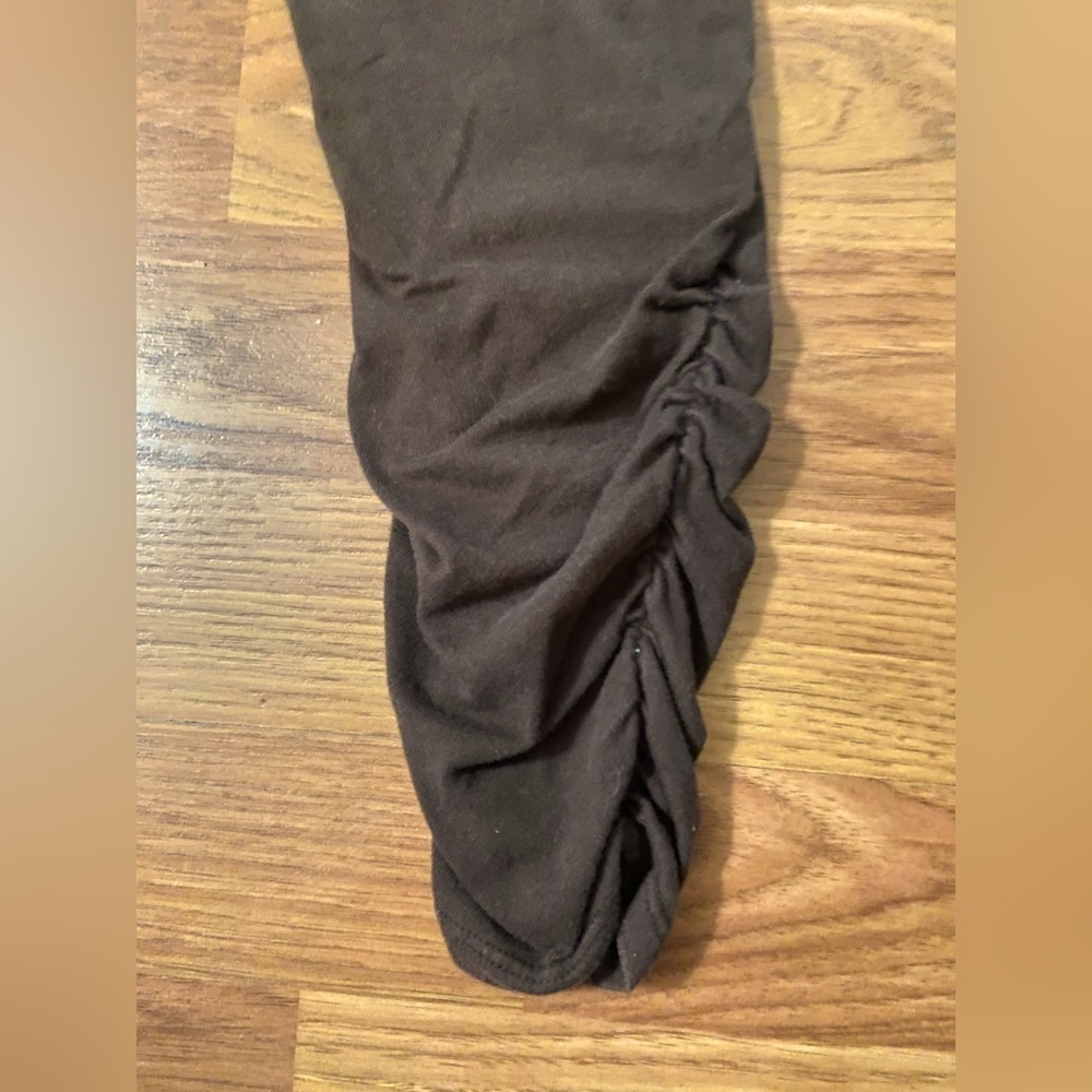 Moda International Rippled Brown Leggings! - Picture 3 of 4